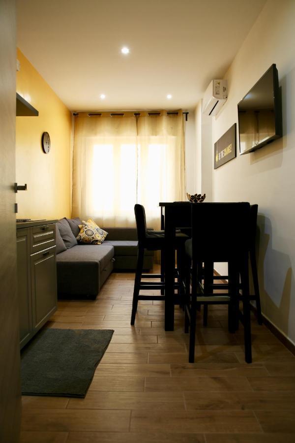 Andolfi 24 Rooms ปอมเปอี ภายนอก รูปภาพ